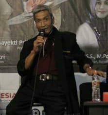 “Menabur Angin”, Pornografi di Grup WA