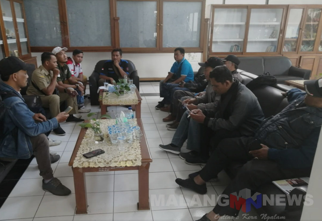 Dinilai Tak Adil Soal Kerja Sama, Puluhan Jurnalis Datangi Kantor Dewan