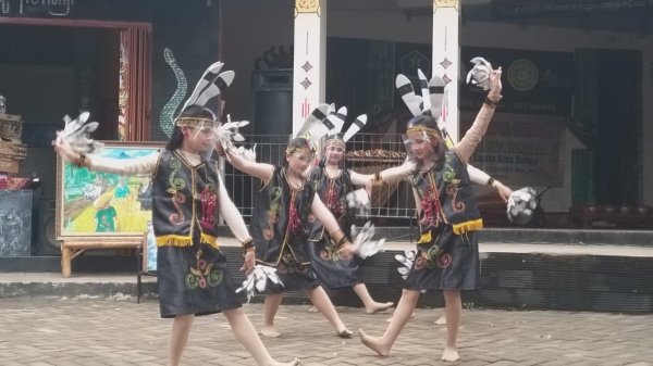 Bangkitkan Wisata Budaya dan Ekonomi Kreatif, Digelar Festival Pesona Rampal Celaket