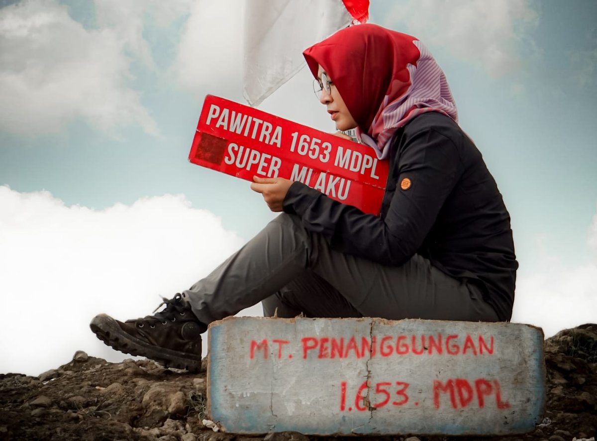 Kisah Unik Ibu Muda Pendaki Gunung Menaklukkan Rinjani