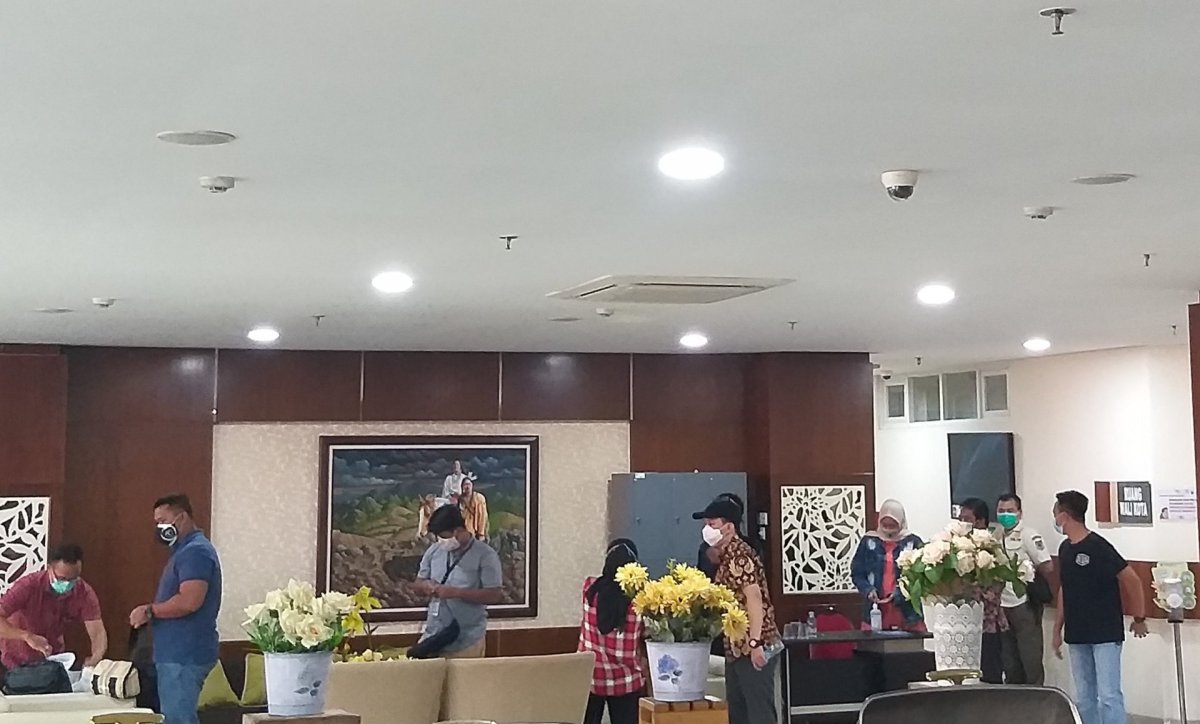 Ruang Kerja Kantor Wali Kota Batu Digeledah KPK