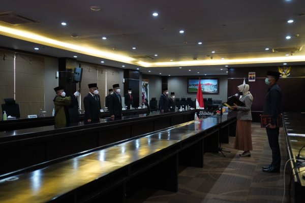 Dewanti Lantik Kepala BKPSDM dan Asisten Administrasi Umum