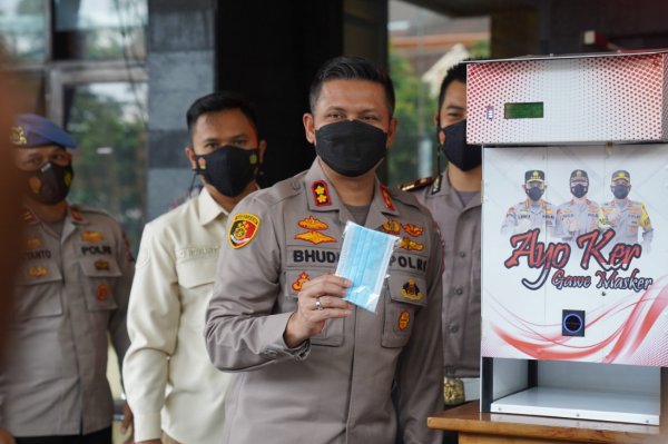 Kipa Ilakes! Kapolresta Malang Kota Luncurkan Dispenser Masker