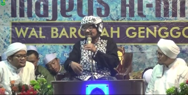 Innalilahi, KH. Hasan “Genggong” Wafat, PWNU Himbau Sholat Ghaib