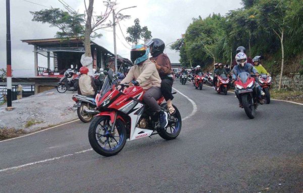Tingkatkan Perekonomian Warga, Sunmori ke Cangar Para Bikers Bisa Menikmati Kuliner dan Pemandangan Alam