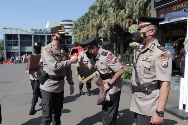 Kapolresta Malang Kota Kombes Pol. Buher, Pimpin Sertijab Kasatreskrim dan Kasat Tahti