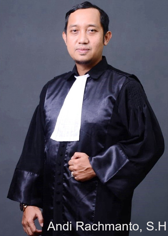 Ketua LBH Malang Tegakkan Prosedur Hukum, Motor Jurnalis yang Digembok dan Dirantai Oknum Leasing