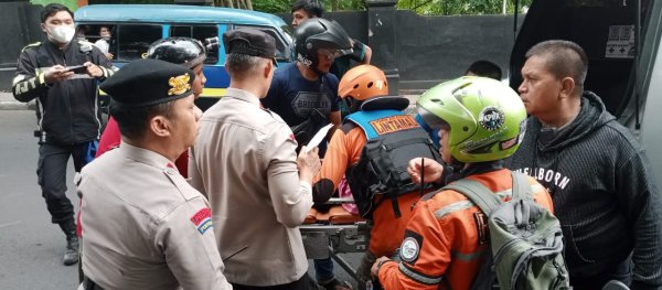 Aksi Heroik, Anggota Polsek Klojen Polresta Malang Kota Selamatkan Gadis Belia