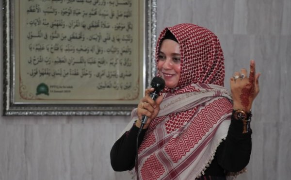 Perempuan Politikus Ini, Ajak Kartini Masa Kini Suka Berbagi di Tengah Pandemi dan Bencana