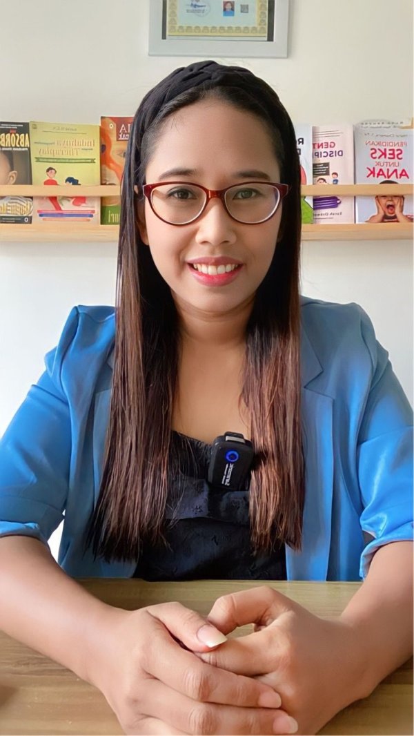Founder Sekolah Smart And Shine Teacher Nena, Tokoh Inspiratif Pendidikan