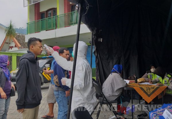 Cegah Covid-19, Pemkot Batu Lakukan Pemeriksaan Suhu Tubuh