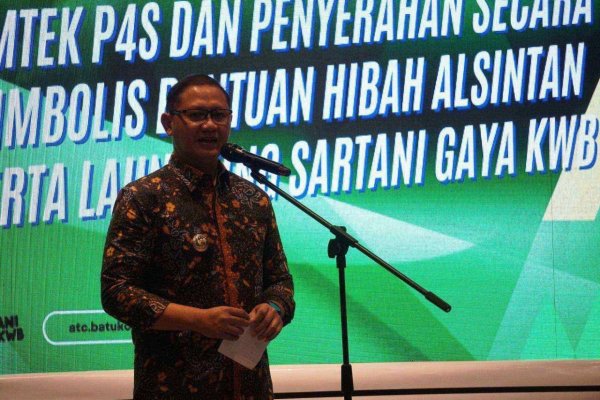 Tingkatkan Kesejahteraan Petani, Pj. Wali Kota Batu Aries Launching Sartani Gaya KWB