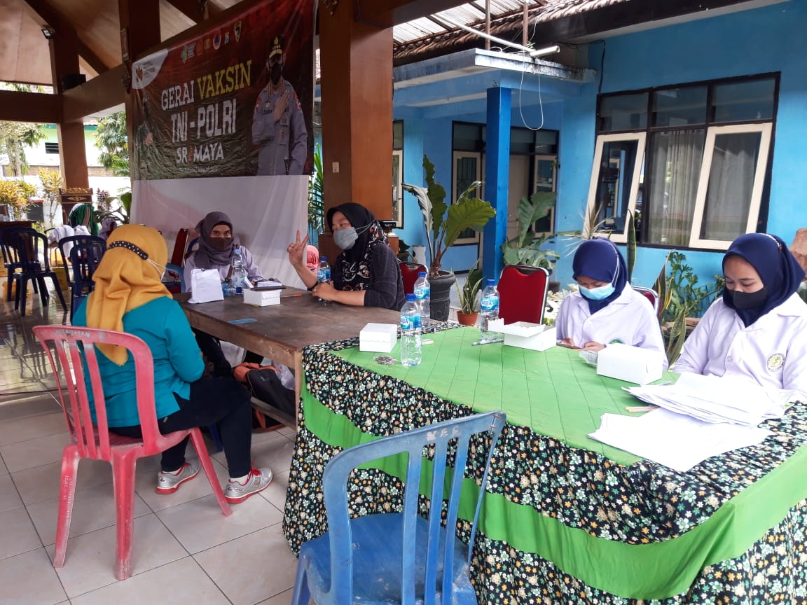 Cegah Penularan Covid-19, Camat Karangploso Gencarkan Vaksinasi Massal