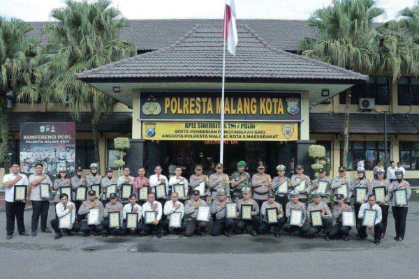 Polresta Malang Kota Beri Penghargaan Polisi, Masyarakat dan Wartawan