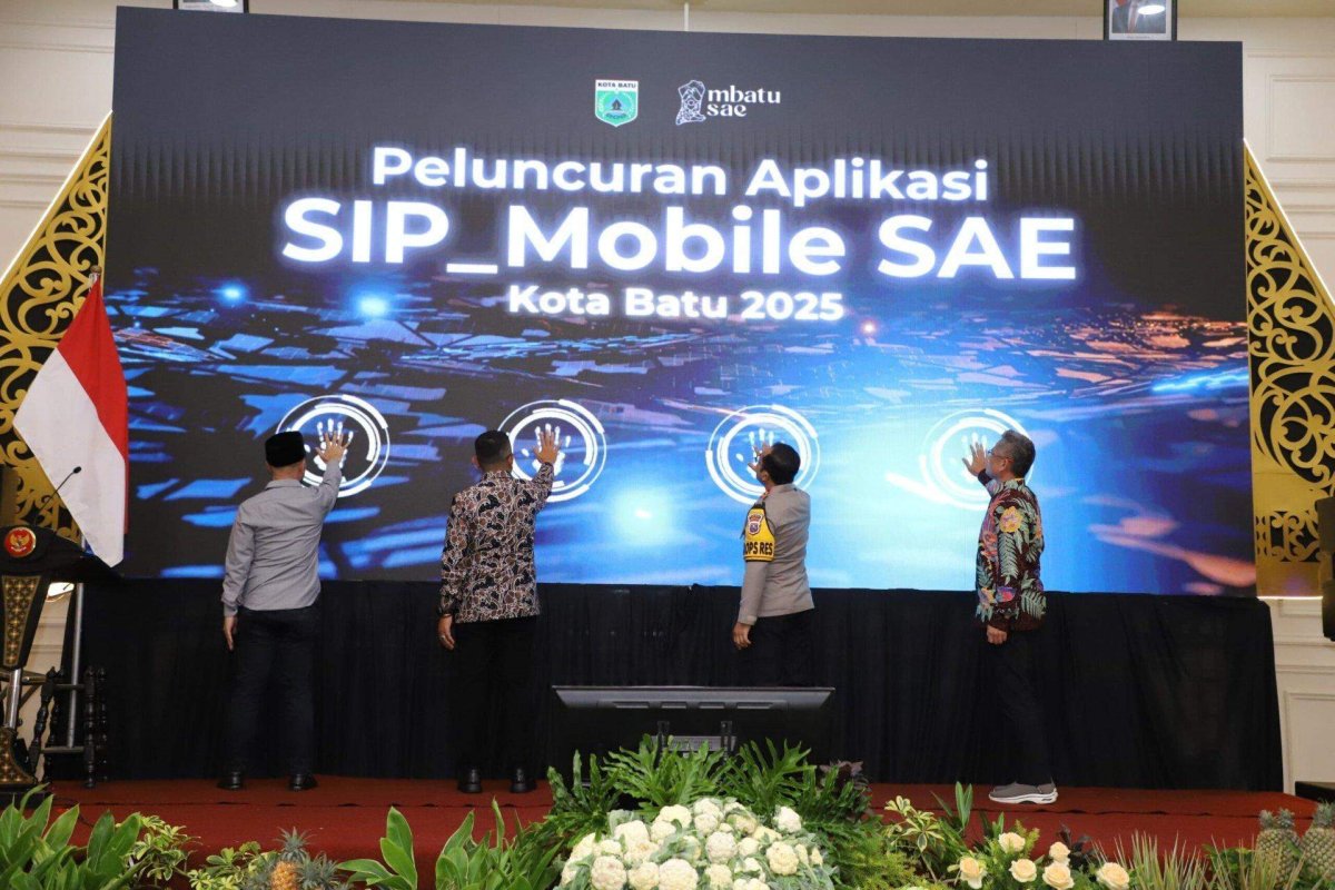 Dorong Optimalisasi Pajak Daerah, Wali Kota Batu, Nurochman Luncurkan Aplikasi SIP_Mobile SAE