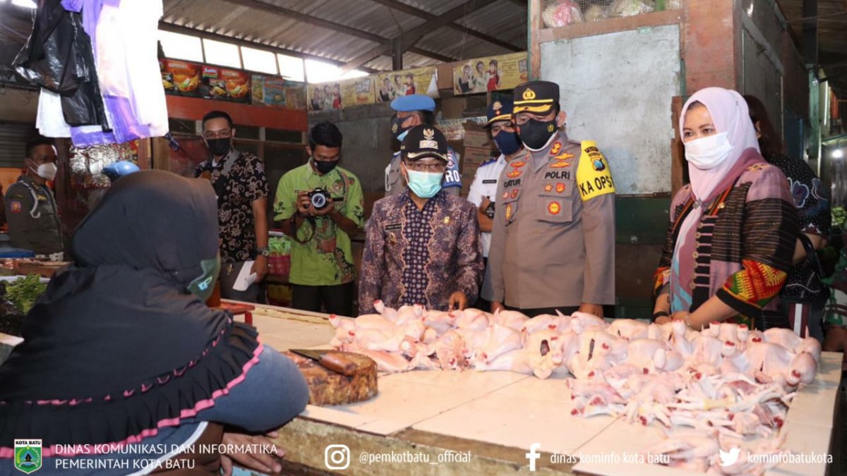 Pantau Stabilitasi Harga Pangan, Pemkot Batu Gelar Operasi Pasar
