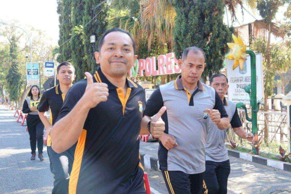 Kapolres Batu AKBP Andi Ikuti Tes Kesamaptaan Jasmani Bersama PJU, Perwira, Bintara dan ASN