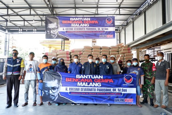 Sumbang Semen dan Beras, Dewa Kurangi Beban Korban Gempa Malang