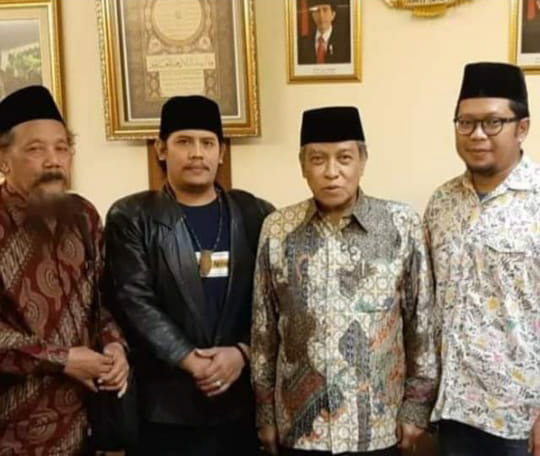 Pedalang Muda Ki Ardhi, jadi Penyambung Lidah KH Agus Sunyoto