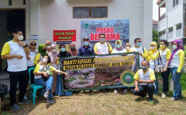 Peduli Korban Banjir, Pengda lPPAT Kota Batu Salurkan Bantuan Pakaian dan Material Bangunan