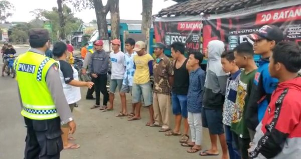 Kapolsek Ngantang, Laksanakan Pendisiplinan Penggunaan Masker