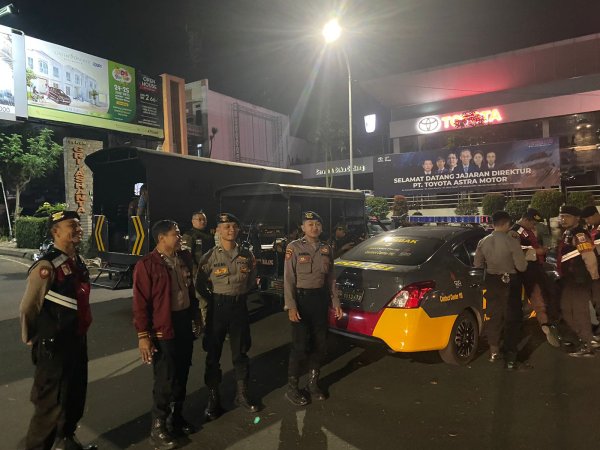 Polresta Malang Kota Bersama Personel Gabungan, Lakukan Pengamanan Penyekatan Kegiatan Perguruan Silat