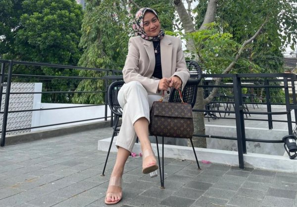 Inspiratif, Dari Jualan Mie Instan Kini Jadi Leader di Perusahaan Pialang Berjangka