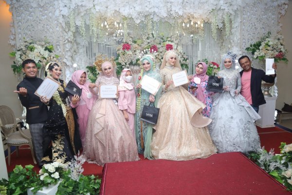 Komunitas MUA Terbentuk, Ingin Bantu Sesama Buka Lapker di Tengah Pandemi