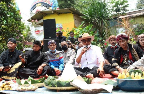 Sofyan Edi Jarwoko, Ajak Bangkitkan Ikon Topeng Malang Untuk Wisata