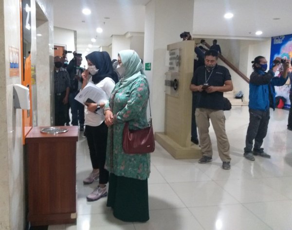 Mantan Kadindik Pemkot Batu Diperiksa KPK, Dewanti: Saya Tidak Tahu