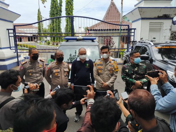 Mobil Vaksin Presisi Polres Sampang, Siap Layani Masyarakat Kota Sampai Pelosok Desa