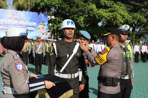 Pimpin Apel Gelar Pasukan Operasi Keselamatan Semeru 2026, Wakapolres Batu, Kompol Anton Wujudkan Kamseltibcarlantas Aman