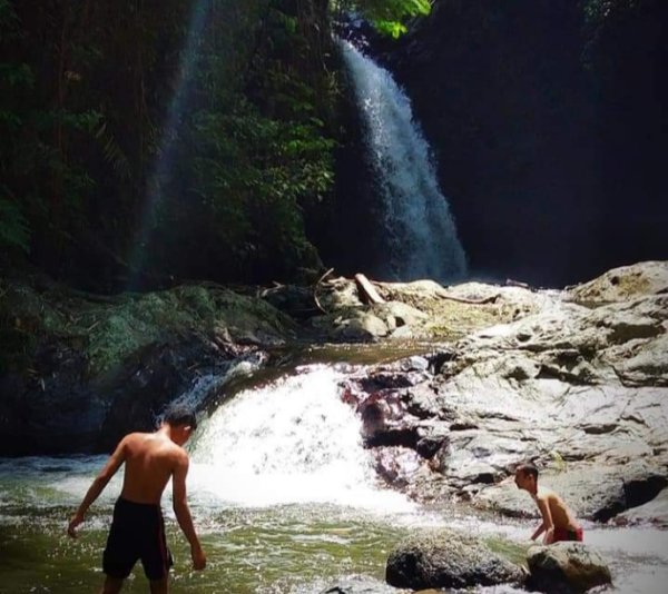 Bertamasya di Coban Jidor, Berair Jernih dan Bening