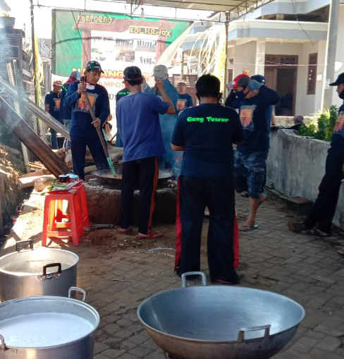 Unik! Warga Dusun Junggo Masak Jenang Bersama, Kades Apresiasi