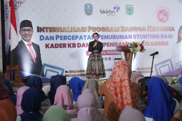Internalisasi Program Percepatan Penurunan Stunting, Anggota DPR RI Komisi lX Krisdayanti: Anak Sehat dan Cerdas Generasi Penerus Bangsa