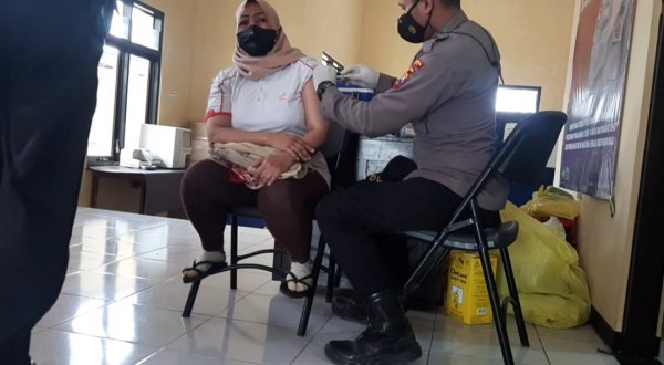 Peduli Kesehatan Masyarakat, Polres Batu Percepatan Vaksinasi