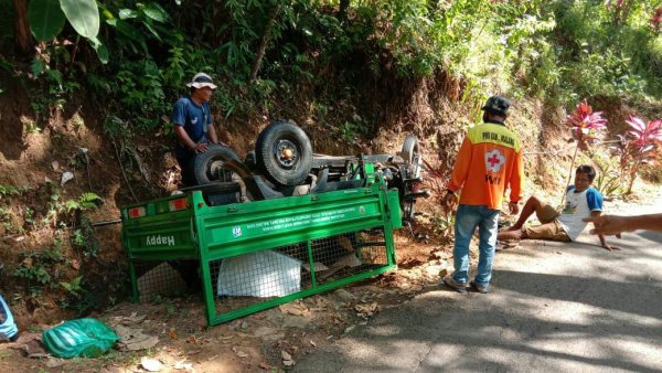 Rem Blong, Kendaraan Pengangkut Bantuan Korban Gempa Terbalik