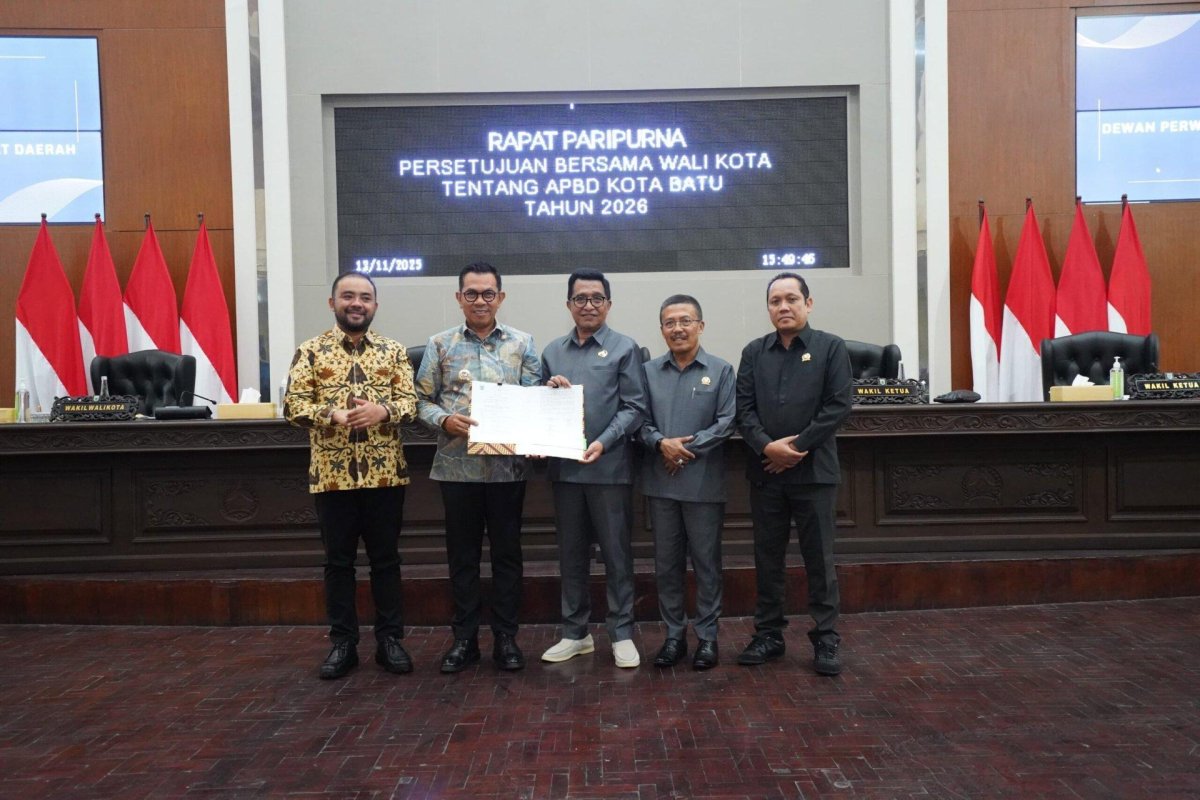 Pemkot Batu dan DPRD Kota Batu Gelar Paripurna, Sepakati APBD Tahun Anggaran 2026