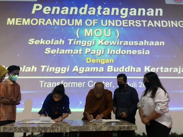 Jalin Kerjasama Kembangkan Pariwisata di Kota Batu, SPI MoU dengan STAB