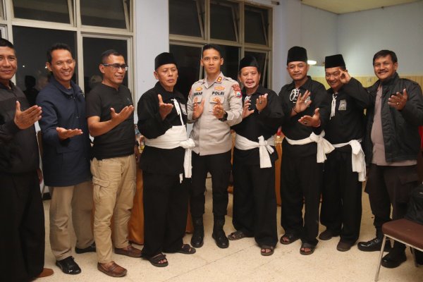 Kapolres Batu AKBP Oskar, Amankan Kegiatan Acara Pengesahan Calon Warga PSHT Kota Batu
