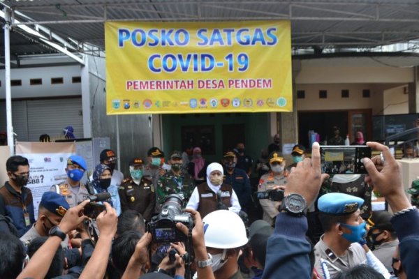 Gubernur Jawa Timur Tinjau Kampung Tangguh dari Wabah Covid-19