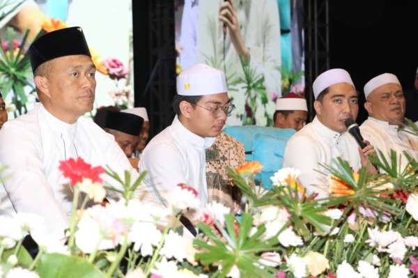 Kapolda Jatim Irjen. Pol. Imam Sugianto Hadiri Haul ke-10, Kenang Jasa KH. Abdurrochim bin Achmad Syadzily