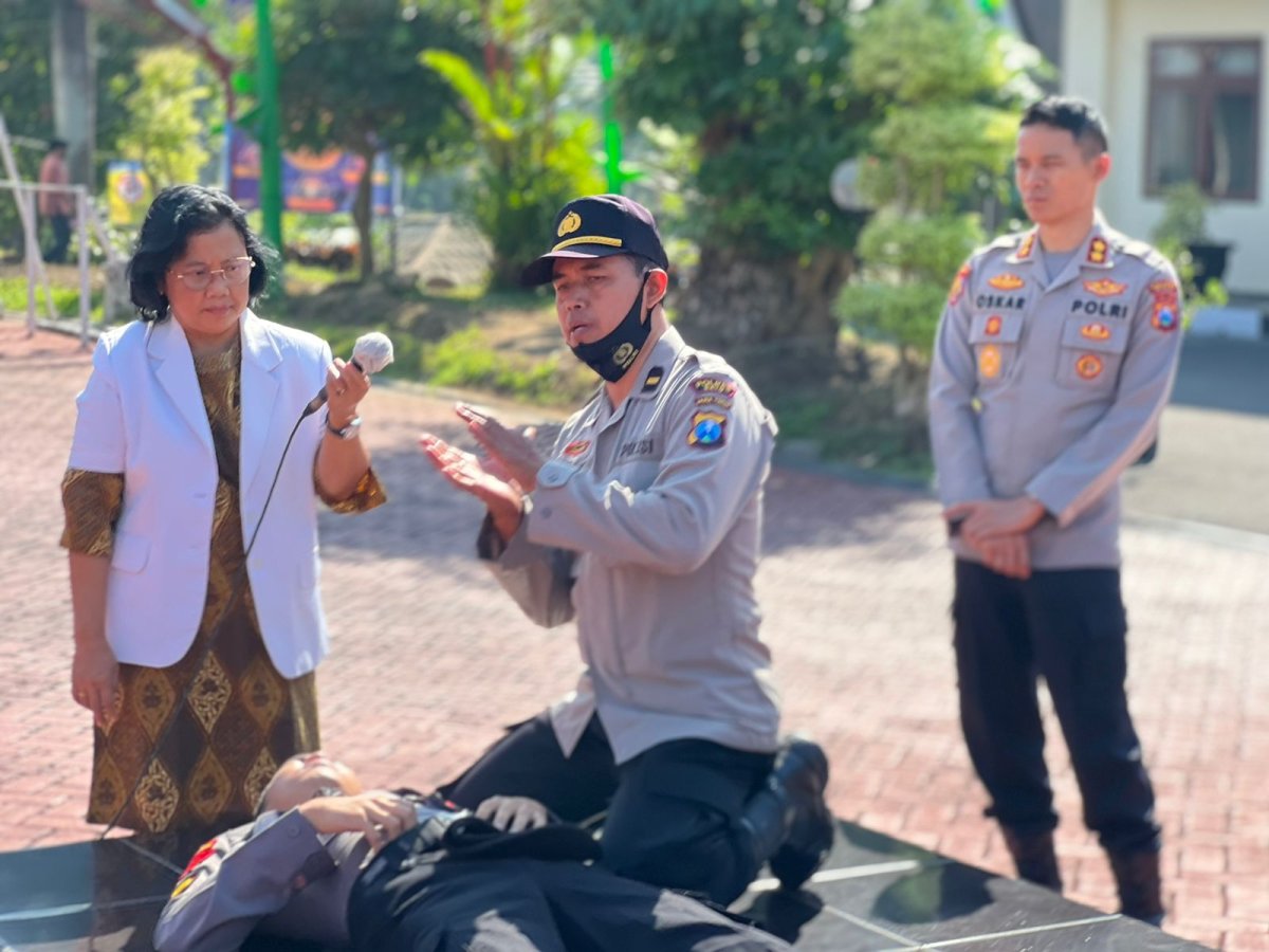 Cegah Penyakit Jantung, Kapolres Batu AKBP Oskar Gelar Sosialisasi