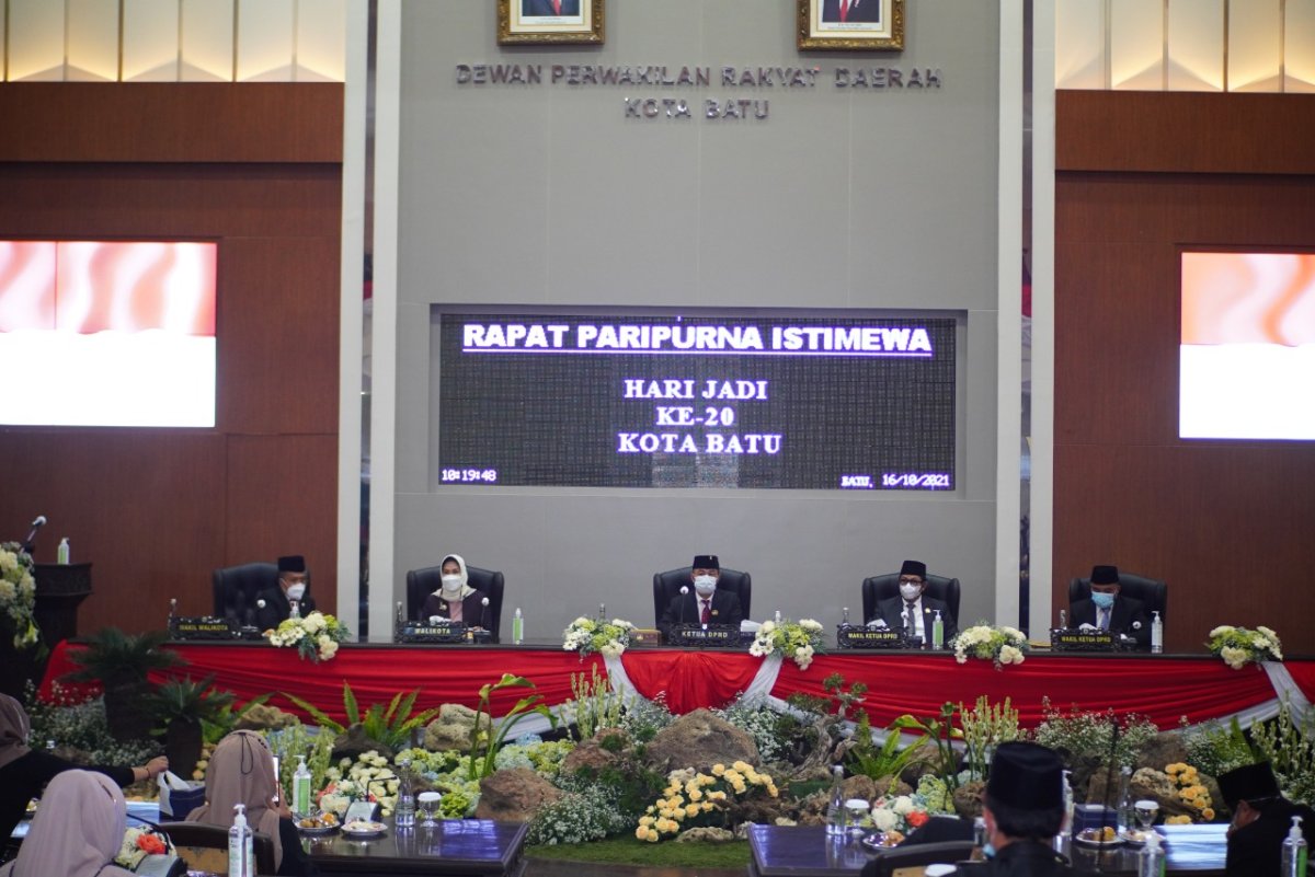 Paripurna Hari Jadi Kota Batu ke-20, Dewanti: Bangkit Bersama Peduli Sesama, untuk Kota Batu Berjaya
