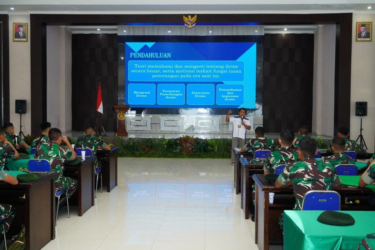 Satuan Divif 2 Kostrad Gelar Penataran Operator Drone Satjar