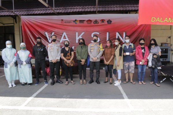 Sukseskan Program Pemerintah, Polresta Malang Kota Gelar Vaksinasi Massal