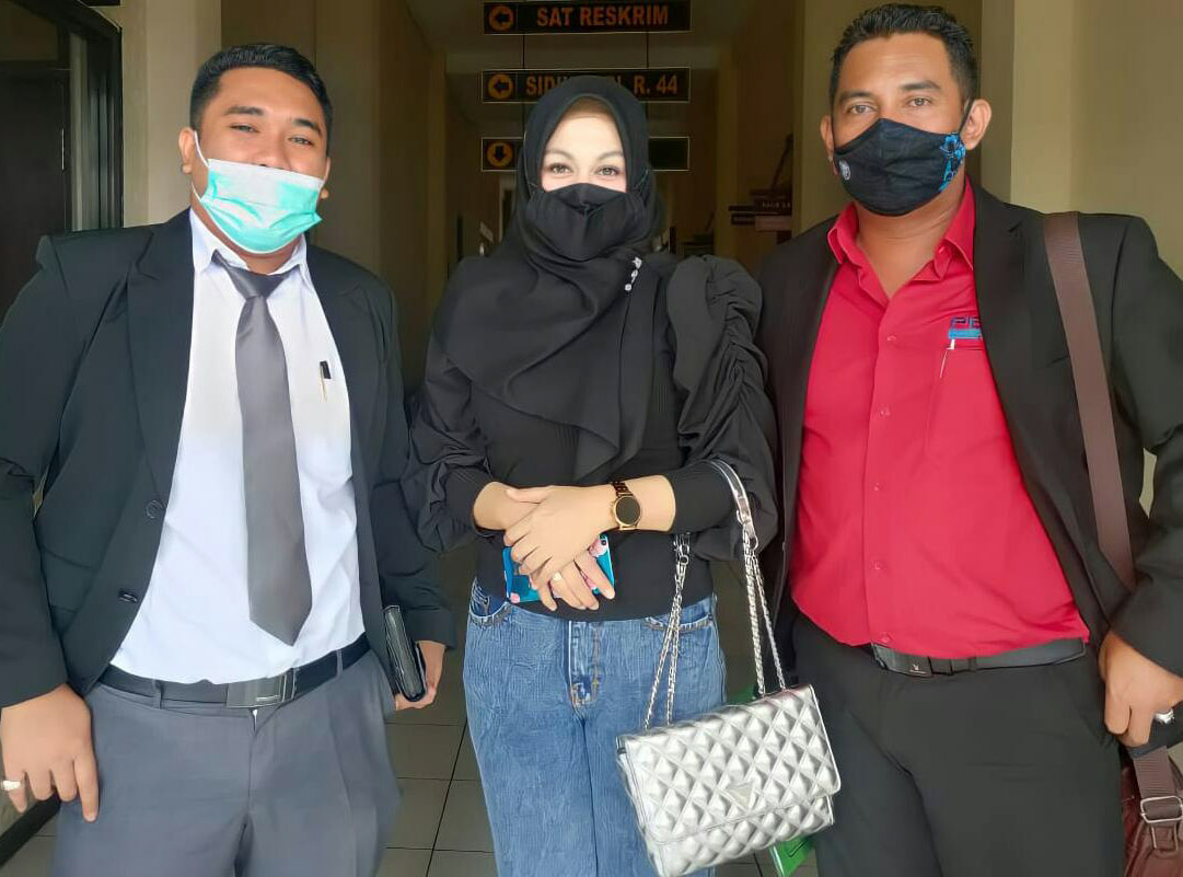 Proses Hukum Dugaan Stiker Porno dan Penistaan Agama, Terus Berlanjut