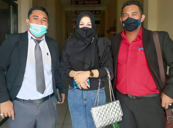 Proses Hukum Dugaan Stiker Porno dan Penistaan Agama, Terus Berlanjut