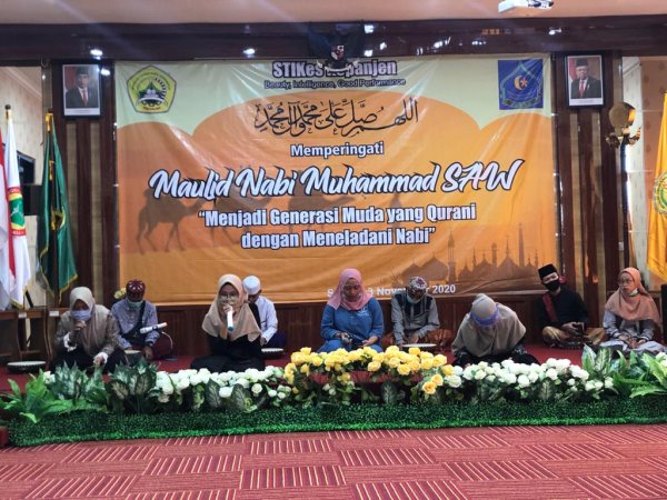 Ketua STIKes Kepanjen, Serukan Teladani Perilaku Nabi SAW