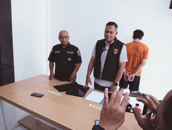 AFN Polisi Gadungan Asal Kediri Berhasil Ditangkap Sareskrim Polres Batu, Tipu Korban Rp 107 Juta